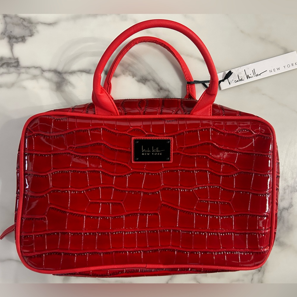 Nicole Miller New York Travel/Make Up Bag